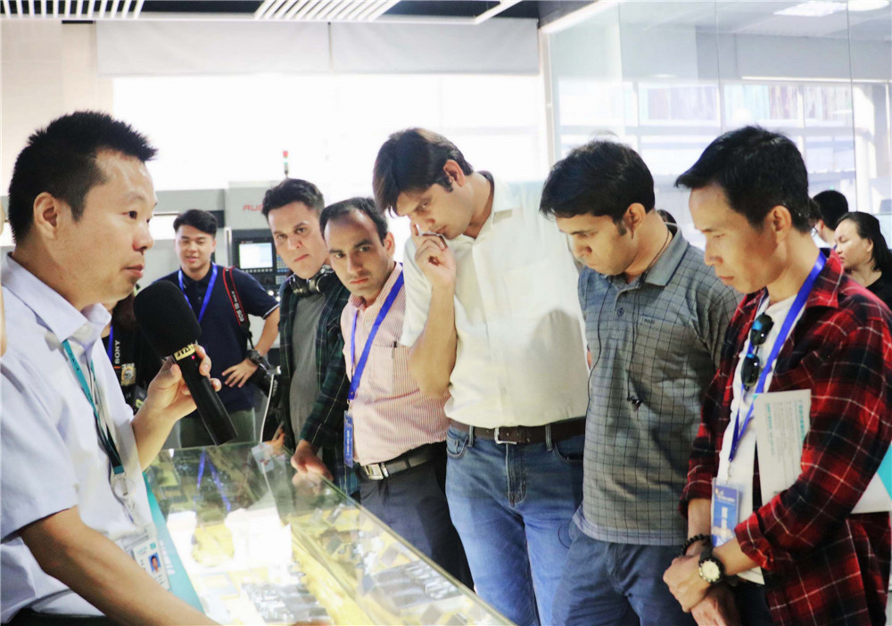 �㶫�ڲ�����Ϸ�����߿����ص�ϳ��